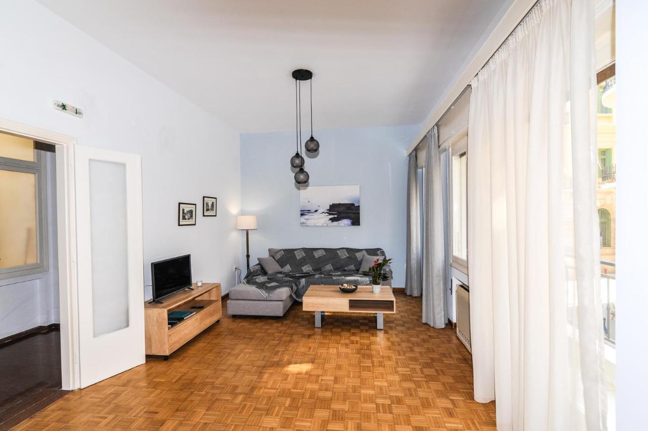 The Elegant. Spacious City Center Apartment. Iraklio Eksteriør billede